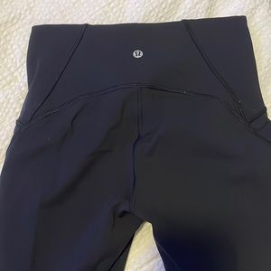 black lululemon leggings